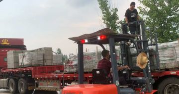 盐城 黄金麻冰裂纹，地铺石装车