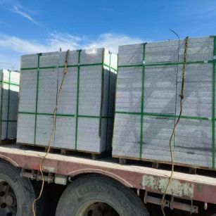 盐城 芝麻白花岗岩地铺石装车日常