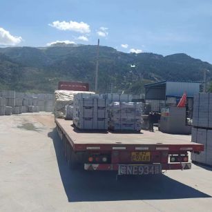 盐城 芝麻白仿形路沿石，直形路沿石