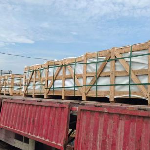 盐城 芝麻白花岗岩地铺石出口专车-泰国游