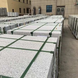 盐城 白麻花岗岩5.0公分荔枝面地铺石