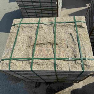 盐城 黄金麻花岗岩石材自然面蘑菇石成品