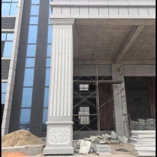 盐城 芝麻白光面花岗岩门楼大柱（罗马柱）配雕花底座