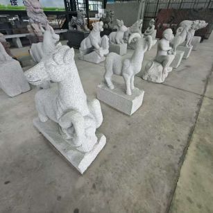 盐城 芝麻白花岗岩造型立体雕刻——十二生肖