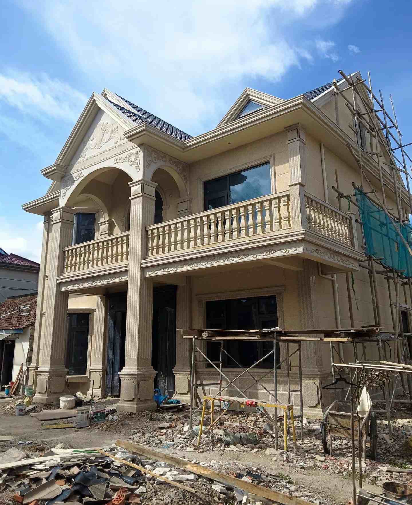 盐城 黄金麻花岗岩石材私人别墅雕花门楼柱阳台栏杆