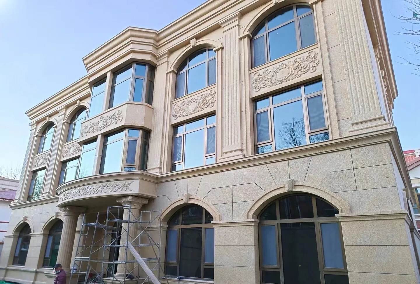 盐城 黄金麻花岗岩别墅外墙干挂