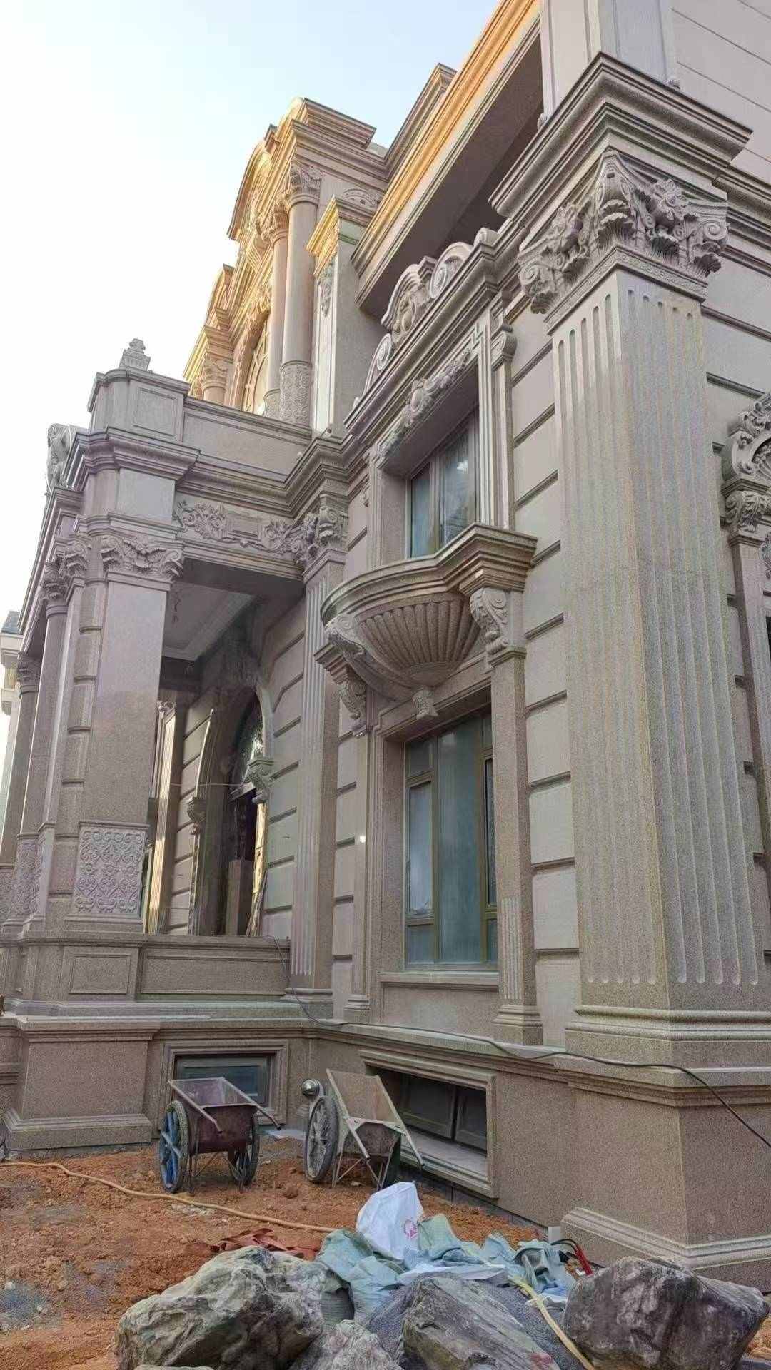 盐城 黄金麻花岗岩光面别墅外墙干挂施工完成