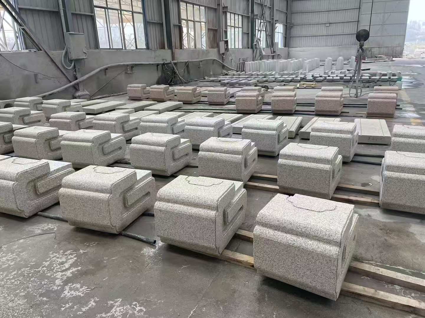 盐城 白麻花岗岩异形加工-石凳，坐凳