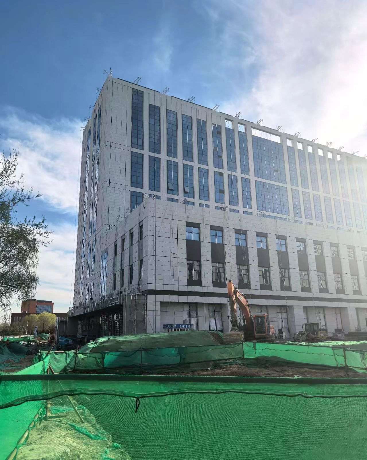 盐城 白麻花岗岩石材外墙干挂