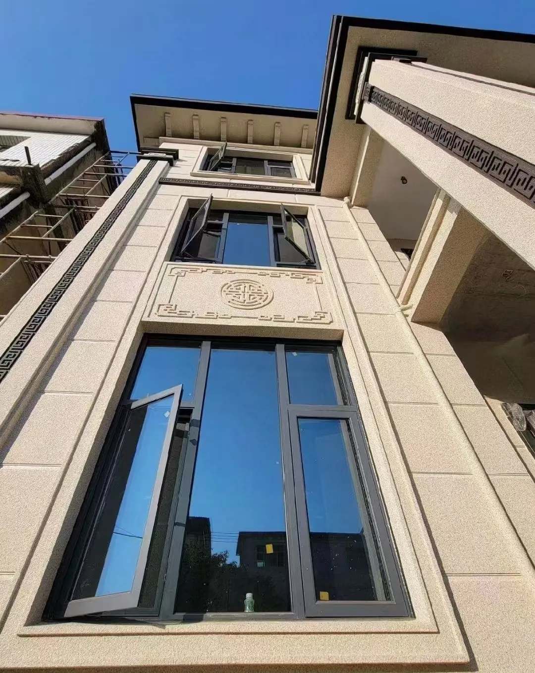 盐城 黄金麻荔枝面别墅外墙干挂效果展示