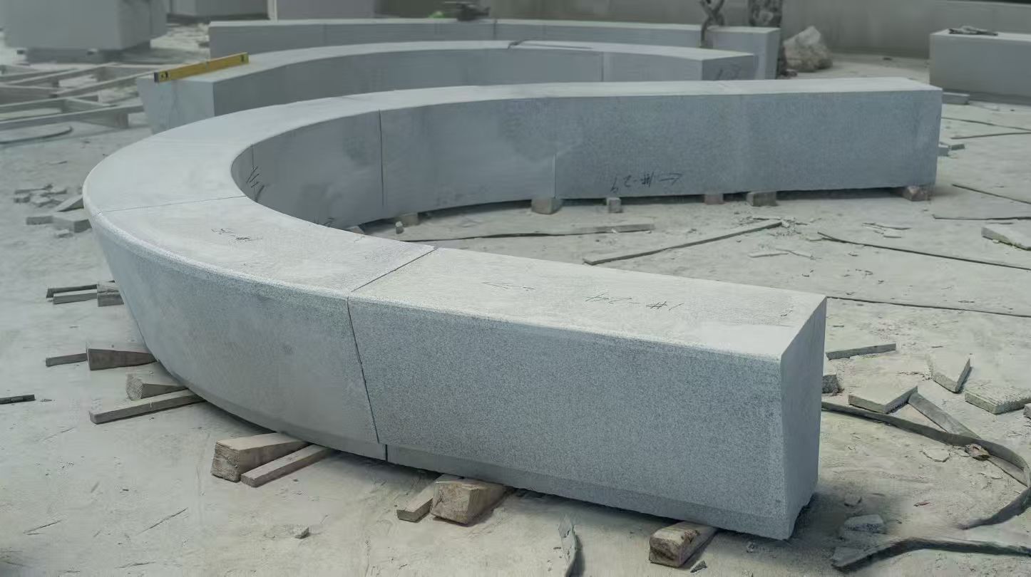 盐城 芝麻白花岗岩光面弧形坐凳